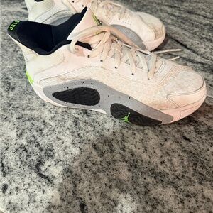 Nike Kids Sneakers - White and Green